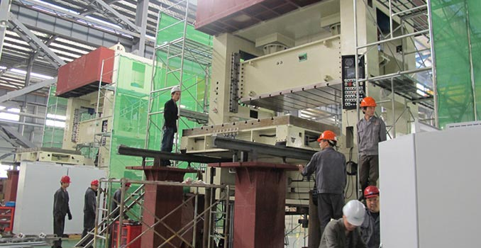 KINGLAN สายการผลิตโลหะแผ่นรถยนต์ขนาดใหญ่ได้รับการยอมรับเรียบร้อยแล้ว