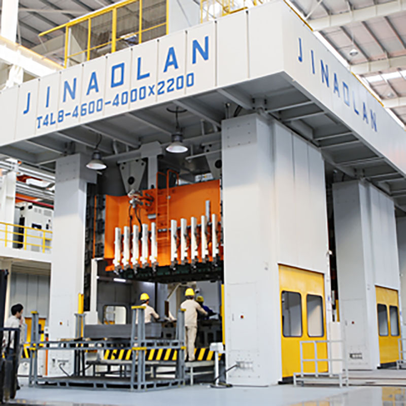 Four-Point Mechanical Press จัดการกับแม่พิมพ์โปรเกรสซีฟขนาดใหญ่ในโรงงานผลิต