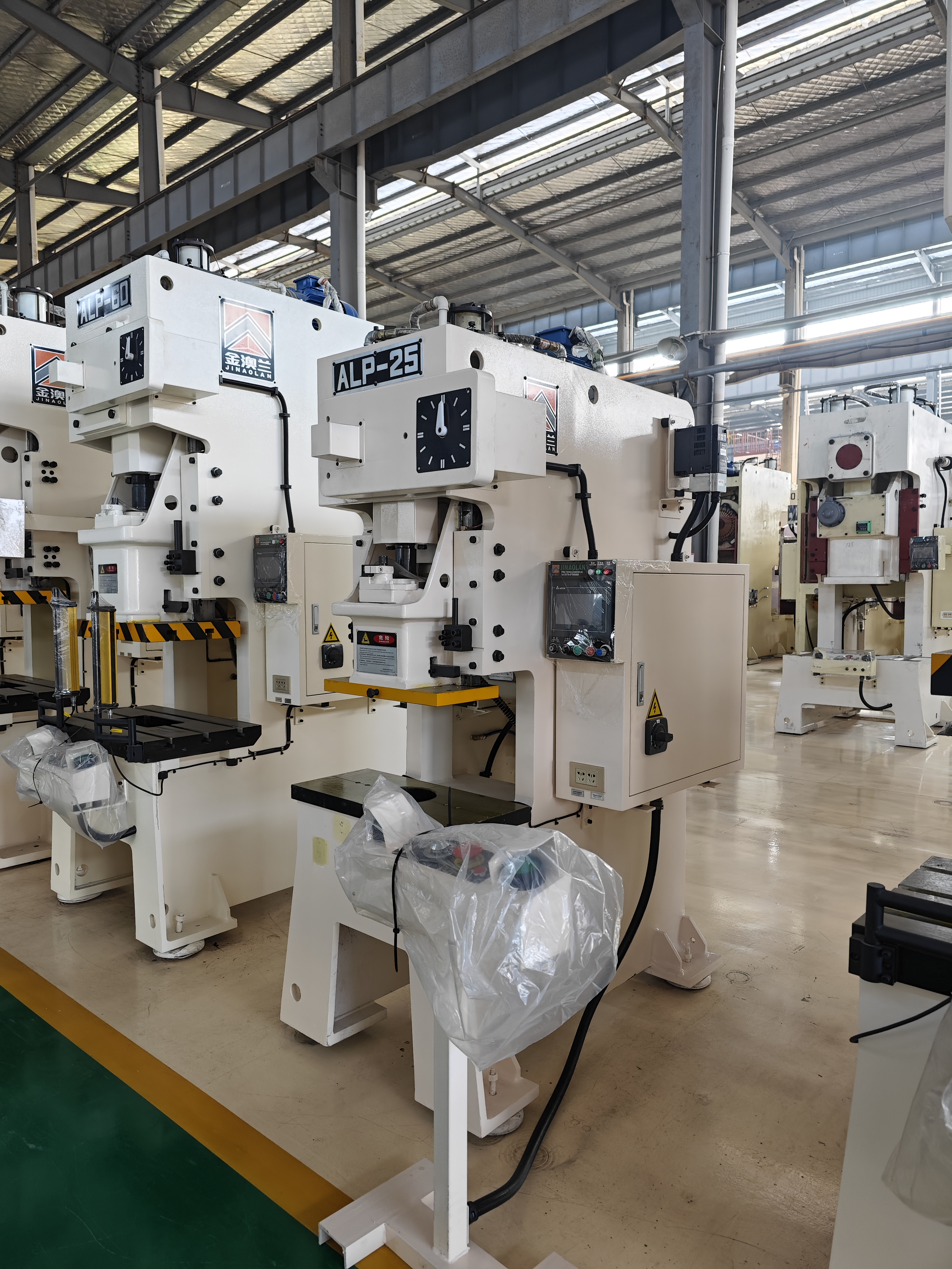 ภาพรวมโครงสร้าง C Frame Power Press